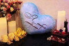 Светящаяся подушка в форме сердца